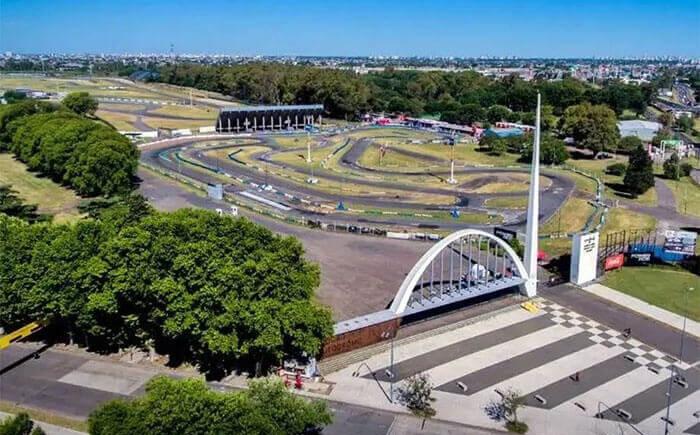 Imagen de El autódromo de Buenos Aires vuelve al ruedo: MotoGP confirmado y primer paso hacia la Fórmula 1