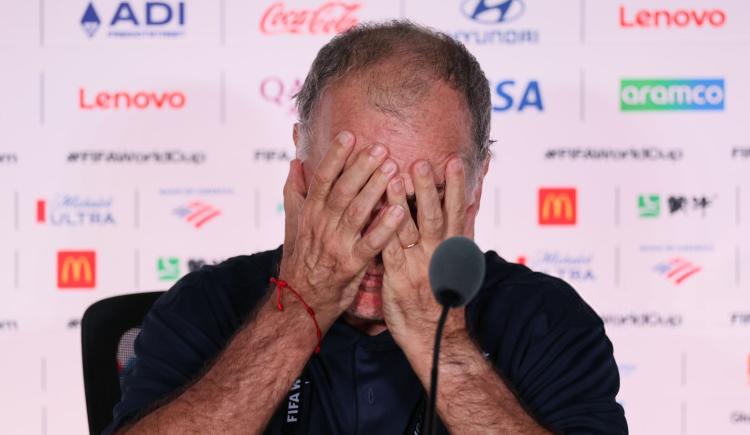 Imagen de Bielsa explotó tras el papelón de Uruguay y también fue autocrítico