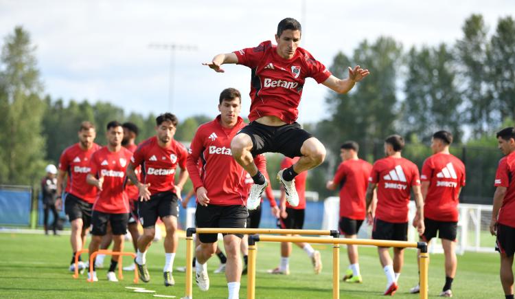 Imagen de Cupo liberado en River: qué futbolista abandonó la institución de Núñez