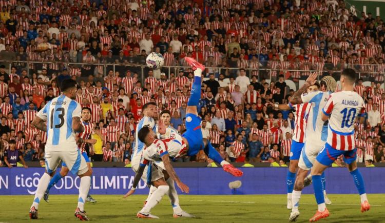 Imagen de Argentina llevaba 39 años sin recibir un gol de chilena