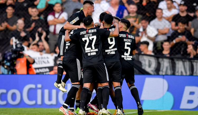 Imagen de Cómo le fue a Deportivo Riestra ante los cinco grandes