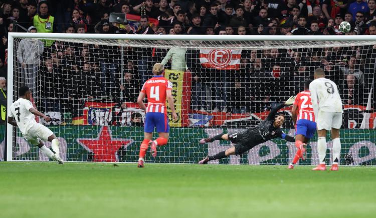 Imagen de Cuánto tiempo llevaba Real Madrid sin errar un penal ante Atlético Madrid