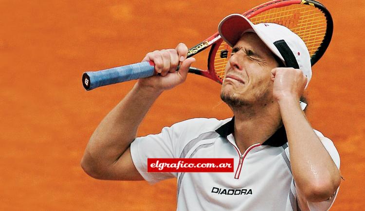 Imagen de 2004. Gaudio campeón de Roland Garros.