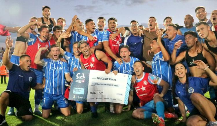 Imagen de Godoy Cruz se quedó con el clásico y eliminó a San Martín (SJ) de la Copa Argentina