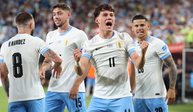 Imagen de Ganó, gustó y goleó: la Uruguay de Bielsa reafirmó su candidatura en la Copa América