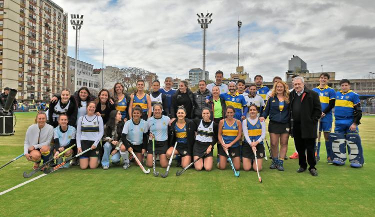 Imagen de Boca inauguró su predio de hockey sobre césped