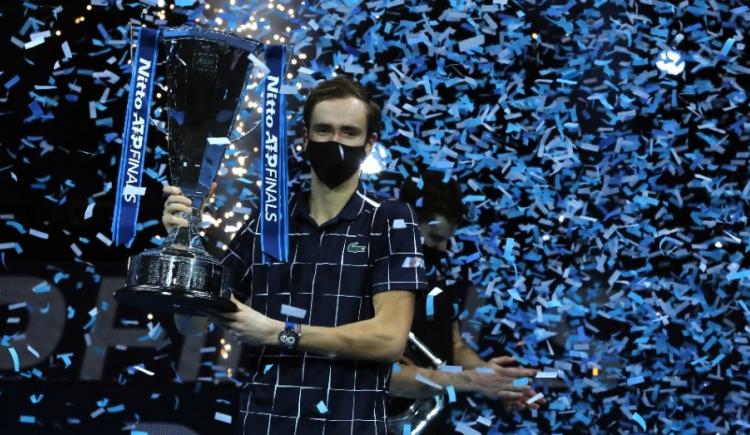 Imagen de MEDVEDEV SE CONVIRTIÓ EN MAESTRO