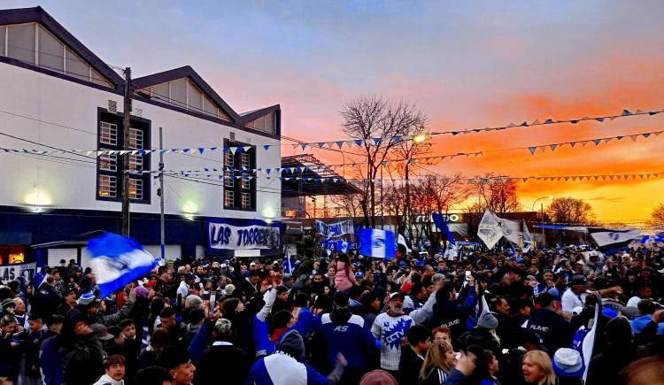 Imagen de La impresionante caravana de Alvarado en la previa del clásico marplatense