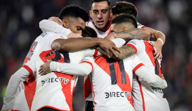 Imagen de River se repuso y terminó con una fiesta de goles