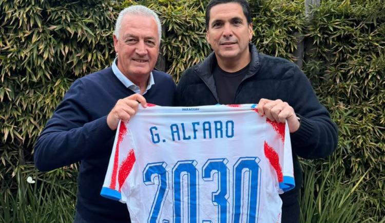 Imagen de Habrá utopías para rato: Gustavo Alfaro renovó contrato con Paraguay