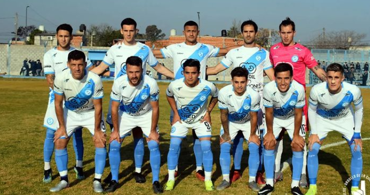 Imagen de Villa San Carlos goleó a Justo José de Urquiza en el partido que cerró el torneo Apertura