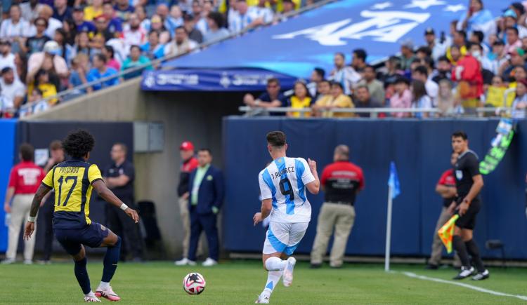 Imagen de Cuántos minutos lleva sin anotar Julián Álvarez en la Selección Argentina