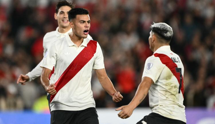 Imagen de River goleó a Blooming, terminó primero en su grupo y se clasificó a octavos de la Sudamericana