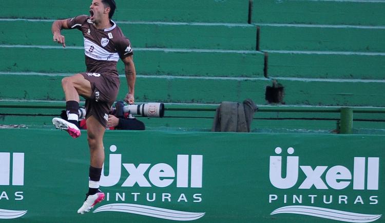 Imagen de MIRÁ EL RESUMEN DE BANFIELD 2-4 PLATENSE