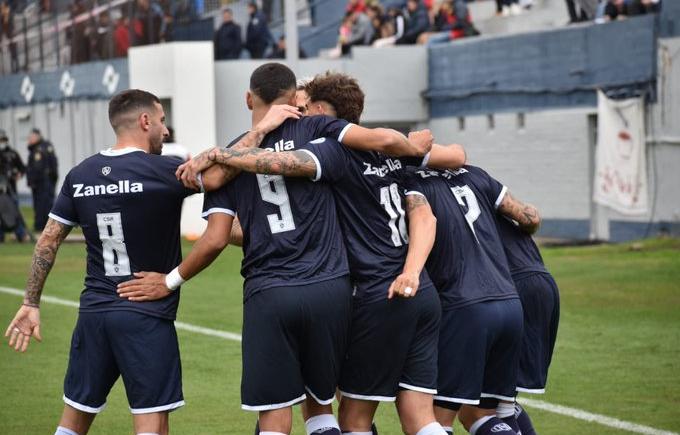 Imagen de Independiente Rivadavia ratificó su liderazgo en la Primera Nacional