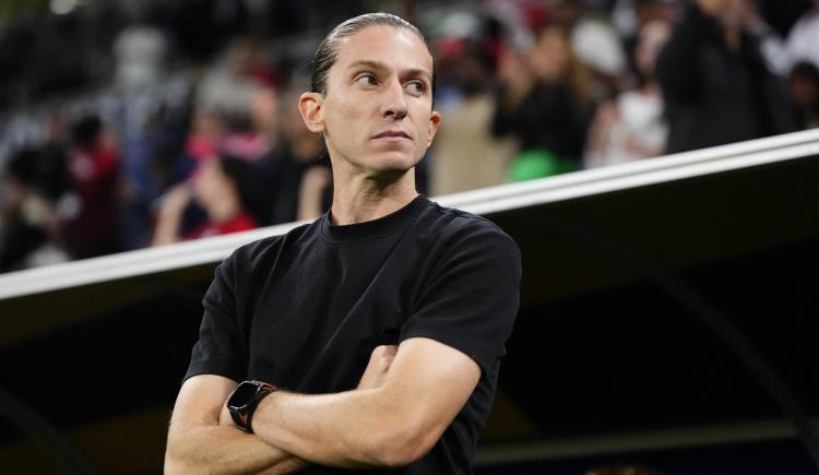 Imagen de Filipe Luis superó a Alfaro, Costas y Scaloni y se coronó como el mejor entrenador de América