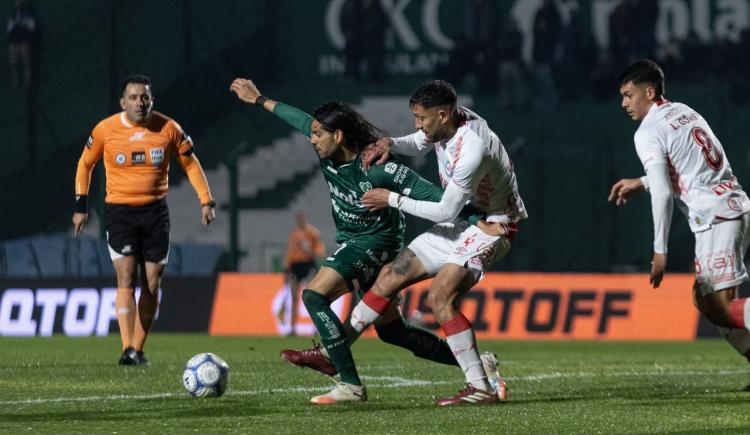 Imagen de Show de goles en Junín: Argentinos Juniors abrió el Clausura con victoria 3-2