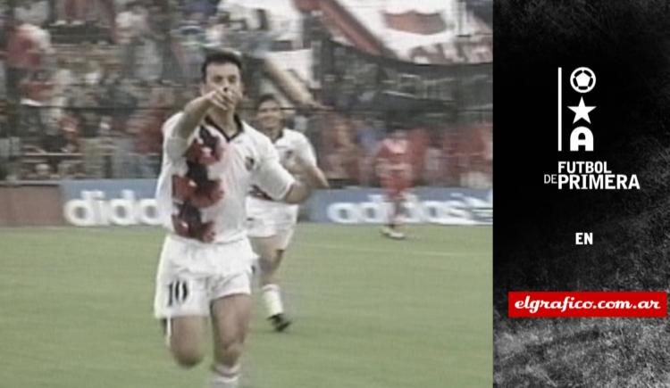 Imagen de Golazos Criollos: Baldivieso para Newells en 1995.