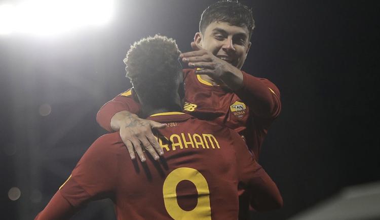 Imagen de Paulo Dybala fue titular y figura en el triunfo de Roma