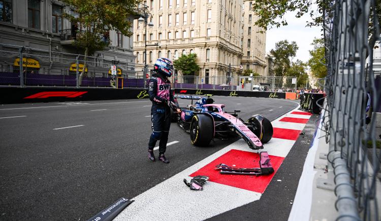 Imagen de Franco Colapinto chocó y quedó fuera en la Q1 del Gran Premio de Azerbaiyán