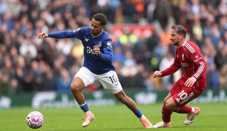 Imagen de Liverpool venció 2-1 Everton con Mac Allister como titular y se aleja en la cima de la Premier League