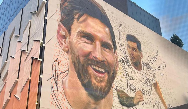 Imagen de El tremendo mural de Lionel Messi en Miami y la reacción de Beckham