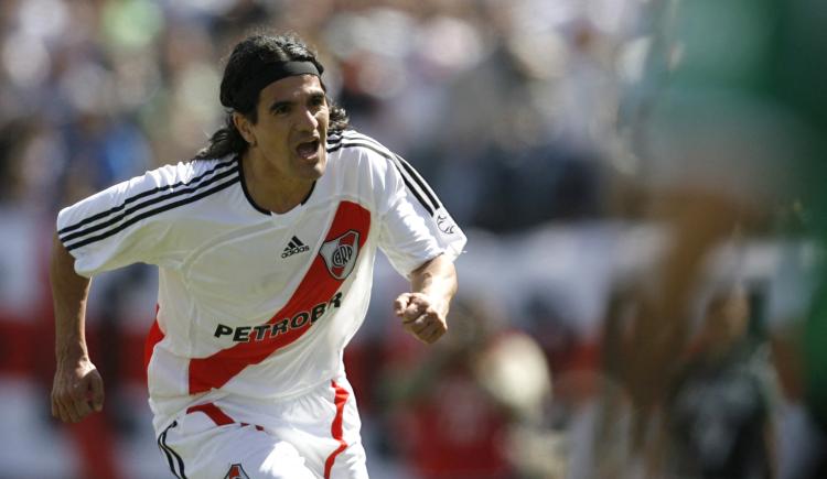 Imagen de Los 50 de Ariel Ortega: la dedicatoria especial de River