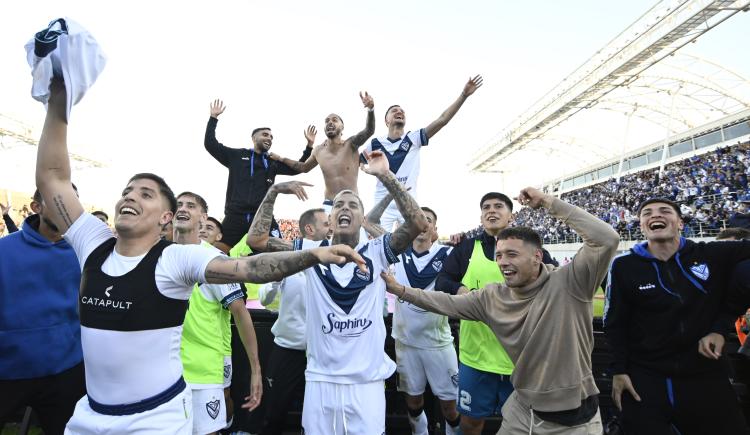 Imagen de Vélez venció por penales a Argentinos Juniors y es el primer finalista de la Copa de la Liga