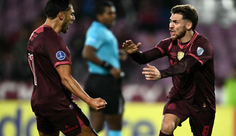 Imagen de Lanús ganó con diez y viajará a la altura de Cusco con un buen resultado