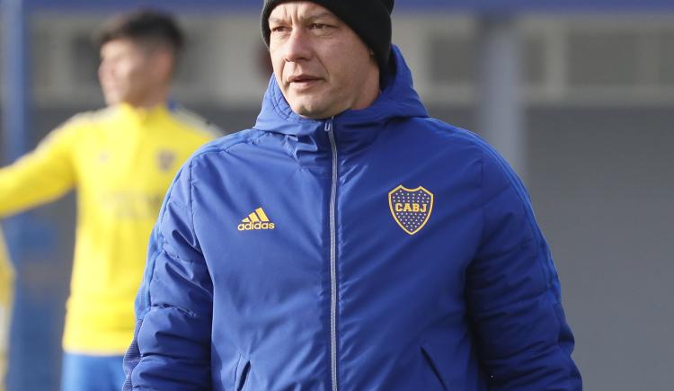 Imagen de Boca, el día después de la dolorosa eliminación: ¿qué pasó entre Battaglia y los jugadores?