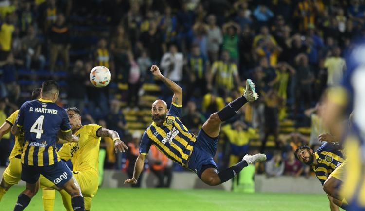 Imagen de Rosario Central venció 1-0 a Peñarol en su debut en la Libertadores