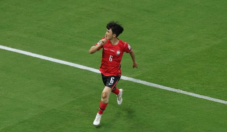 Imagen de Corea del Sur lo dio vuelta y le ganó 2-1 a República Checa en el cierre del primer día del Mundial