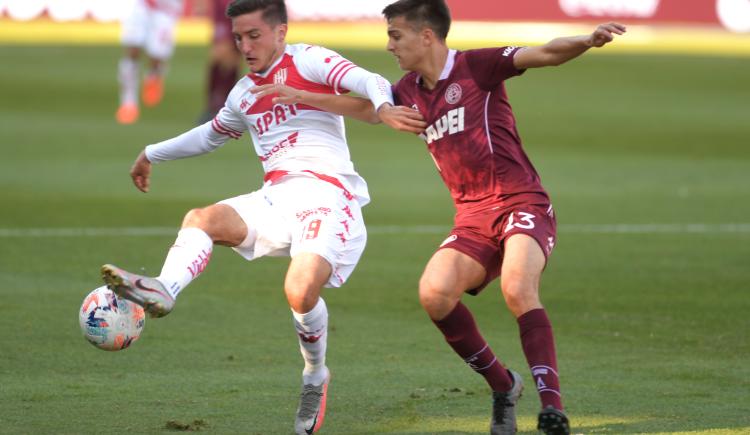 Imagen de LANÚS NO PUDO SOSTENER LA VENTAJA Y UNIÓN SE LO EMPATÓ