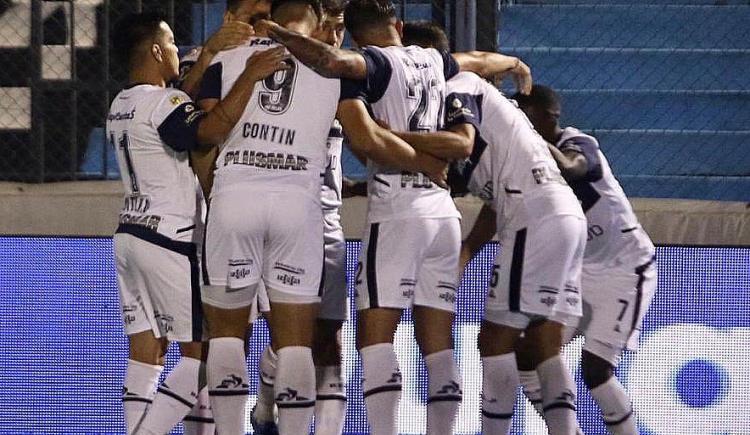Imagen de FESTIVAL DE GOLES DE GIMNASIA EN LA COPA ARGENTINA