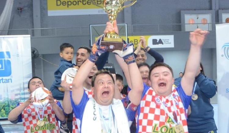 Imagen de Campeones de la inclusión: la gran final de un torneo de futsal para atletas con síndrome de Down