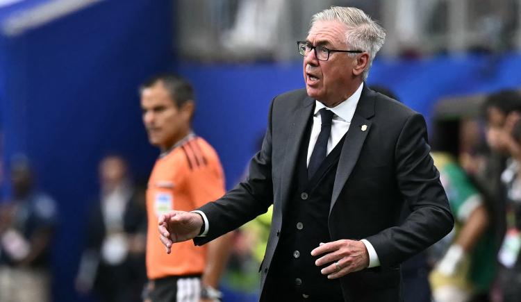 Imagen de Cuántas veces coincidieron un árbitro y un entrenador de la misma nacionalidad en un partido de Mundial