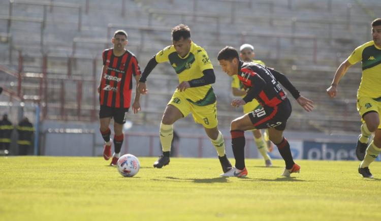 Imagen de PATRONATO SORPRENDIÓ A ALDOSIVI EN MAR DEL PLATA