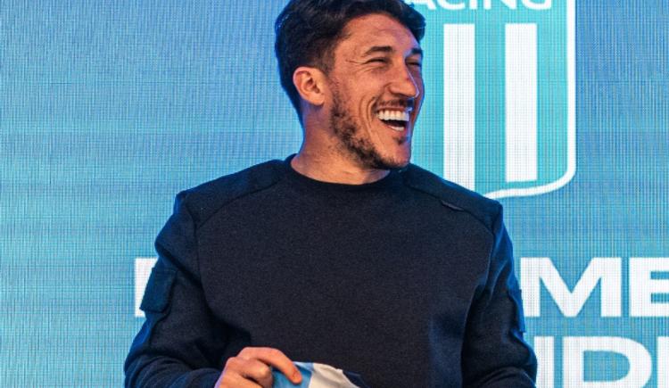 Imagen de Sonríe Vojvoda: Racing presentó a su nuevo refuerzo