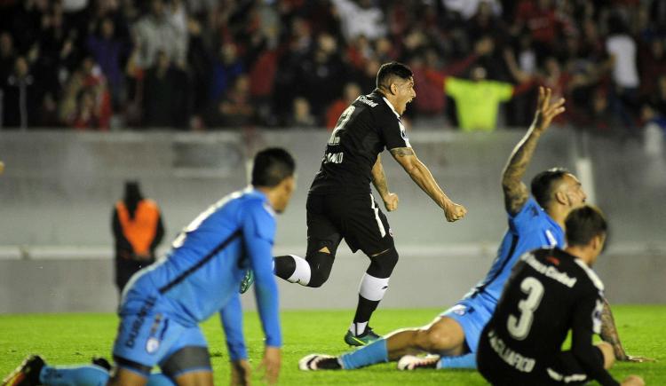 Imagen de Cómo le fue a Independiente como local ante equipos chilenos