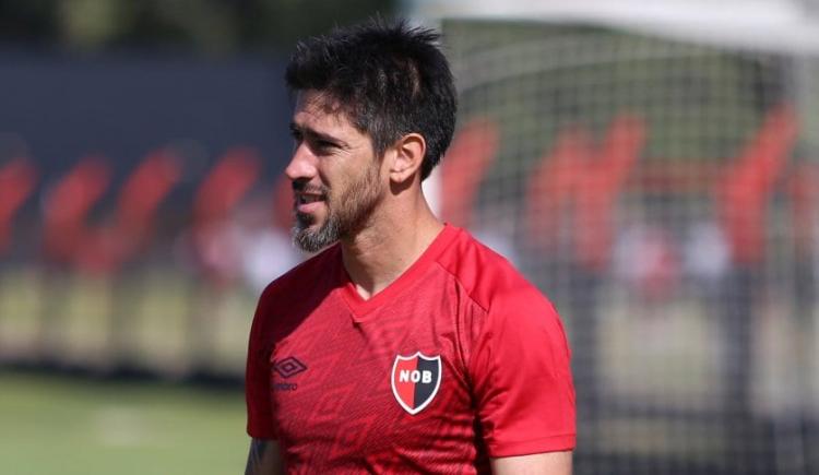 Imagen de PABLO PÉREZ, BAJA EN NEWELL'S PARA EL DEBUT