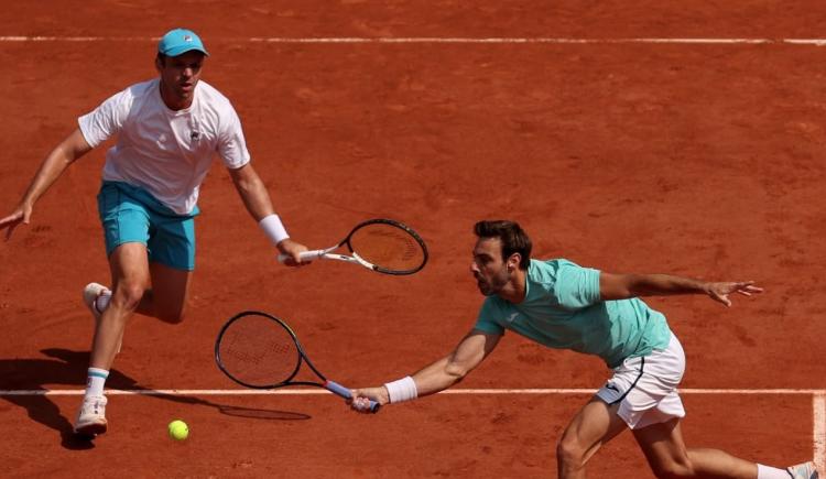 Imagen de Golpazo de Horacio Zeballos en Roland Garros: venció a la pareja número uno del mundo