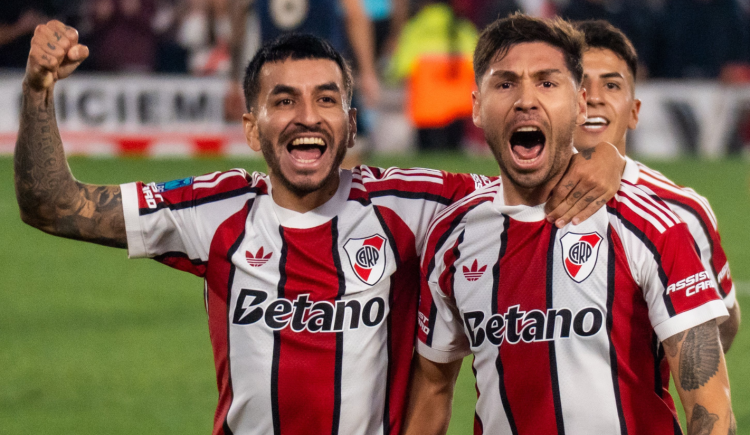 Imagen de El River de los campeones del mundo recuperó la memoria y venció a Argentinos en el Monumental