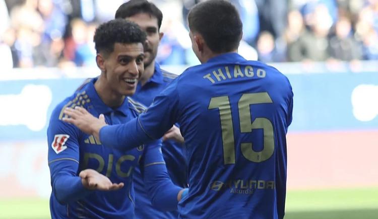 Imagen de El debut soñado de Thiago Fernández en Real Oviedo: asistencia y triunfo 1-0 ante Girona
