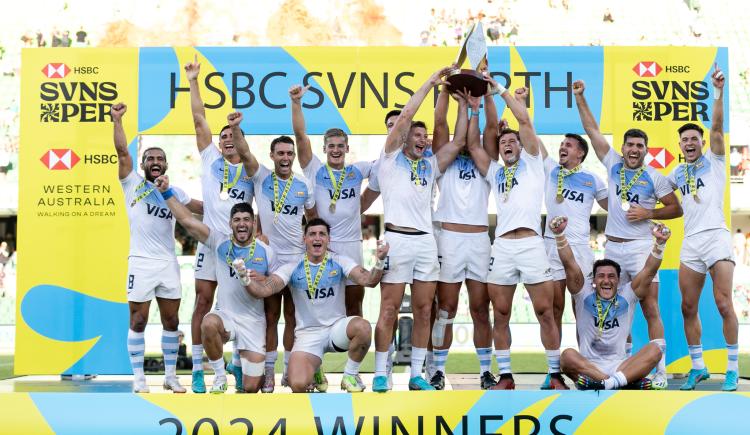 Imagen de Los Pumas 7s se consagraron campeones en Perth