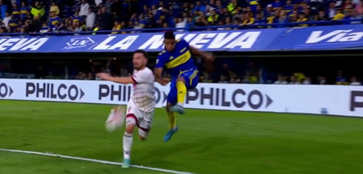 Imagen de El penal que reclamó Boca