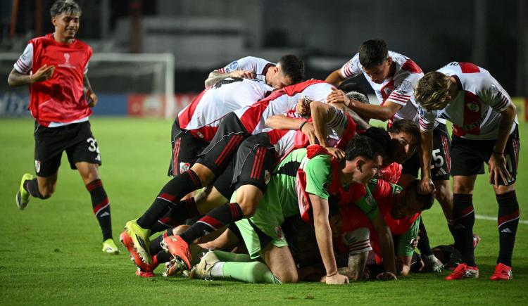 Imagen de El récord de River en los torneos Conmebol que igualó en Venezuela