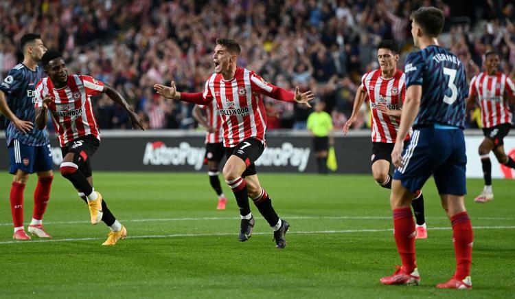 Imagen de HISTÓRICO REGRESO A PRIMERA PARA BRENTFORD