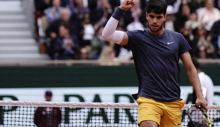 Imagen de Carlos Alcaraz, a paso arrollador en Roland Garros