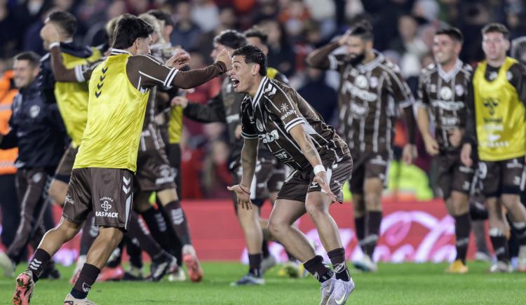 Imagen de El antecedente de Platense y la clave para que los futbolistas de Estudiantes puedan jugar los cuartos de final