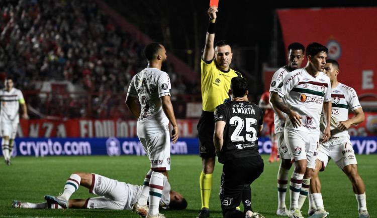 Imagen de Un jugador de campo terminó como arquero de Argentinos: los casos similares